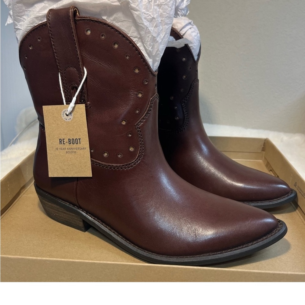 Lucky 🍀 Brand Chantel Boot Women’s size  7  1/2 brand new in box